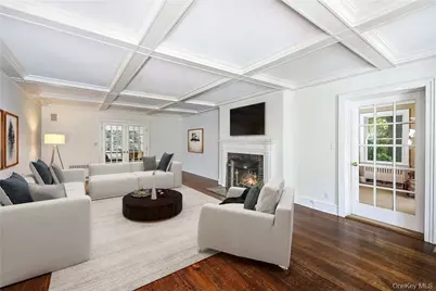 22 Woods Lane, Scarsdale, NY 10583 - Photo 5