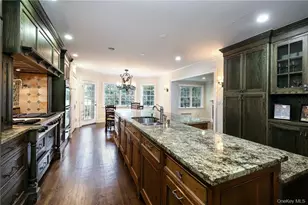 22 Woods Ln, Scarsdale, NY 10583 - Photo 9