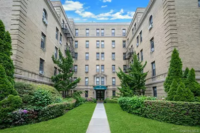 43 Calton Road #2M, New Rochelle, NY 10804 - Photo 1