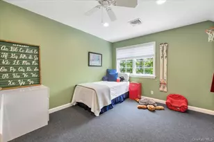 17 Hemlock Rd, Hartsdale, NY 10530 - Photo 27