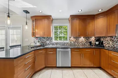 17 Hemlock Road, Hartsdale, NY 10530 - Photo 13