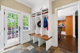 17 Hemlock Rd, Hartsdale, NY 10530 - Photo 9