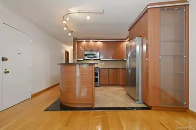 7116 162nd Street #2, Fresh Meadows, NY 11365 - Photo 3