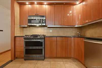 7116 162nd Street #2, Fresh Meadows, NY 11365 - Photo 7