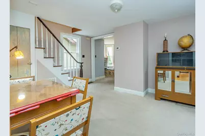 130 Mott Avenue, Roslyn, NY 11576 - Photo 9