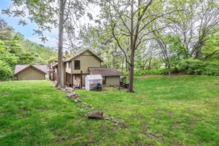 130 Mott Ave, Roslyn, NY 11576 - Photo 31