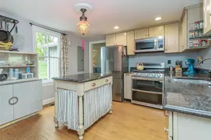 130 Mott Ave, Roslyn, NY 11576 - Photo 11