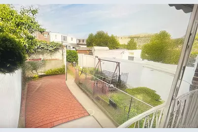 3006 90th Street, East Elmhurst, NY 11369 - Photo 11