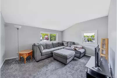 48 Hollyhock Road, Levittown, NY 11756 - Photo 17