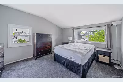 48 Hollyhock Road, Levittown, NY 11756 - Photo 19