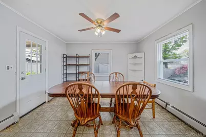 48 Hollyhock Road, Levittown, NY 11756 - Photo 11