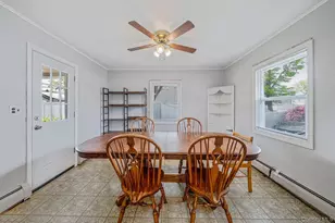 48 Hollyhock Rd, Levittown, NY 11756 - Photo 11