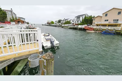 2912 Bay Drive, Merrick, NY 11566 - Photo 9