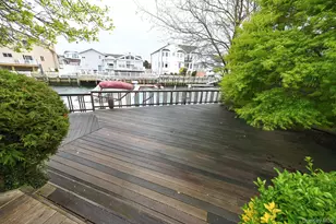 2912 Bay Dr, Merrick, NY 11566 - Photo 5