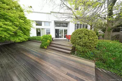 2912 Bay Drive, Merrick, NY 11566 - Photo 7
