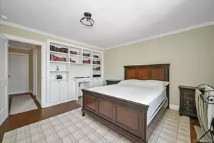 158-22 Powells Cove Blvd, Whitestone, NY 11357 - Photo 9