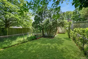 158-22 Powells Cove Blvd, Whitestone, NY 11357 - Photo 17