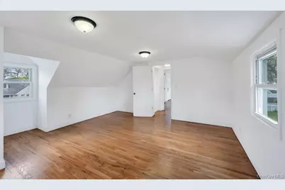543 Coolidge Avenue, Rockville Centre, NY 11570 - Photo 21