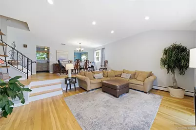 99 Redwood Lane, Massapequa Park, NY 11762 - Photo 5