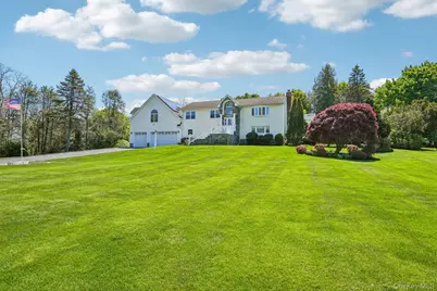 1 Green Tree Road, Yorktown Heights, NY 10598 - Photo 3