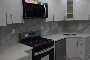118-07 202nd St, Saint Albans, NY 11412 - Photo 5