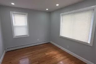 118-07 202nd St, Saint Albans, NY 11412 - Photo 11