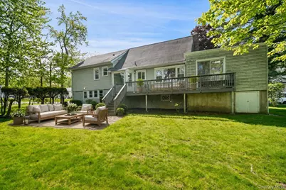 48 Stanton Circle, New Rochelle, NY 10804 - Photo 17