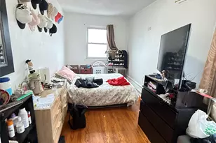 92-08 43rd Ave, Elmhurst, NY 11373 - Photo 5