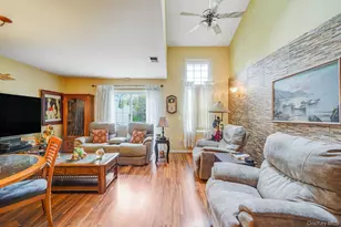 31 Quail Ct, Manorville, NY 11949 - Photo 7