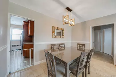 9137 153 Avenue #1, Ridgewood, NY 11414 - Photo 9