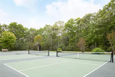 486 Middle Line Highway, Bridgehampton, NY 11932 - Photo 7
