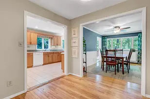 16 Maplewood Dr, Northport, NY 11768 - Photo 9