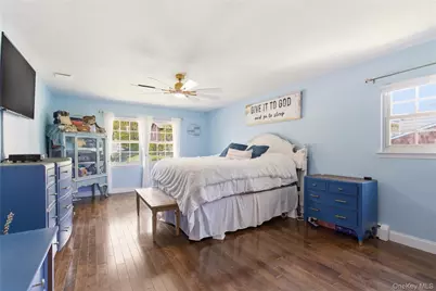 14 Long Acre Lane, Dix Hills, NY 11746 - Photo 15