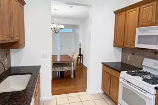 8 Symphony Dr, Lake Grove, NY 11755 - Photo 7
