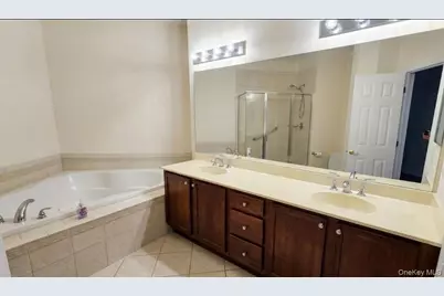 8 Symphony Drive, Lake Grove, NY 11755 - Photo 3