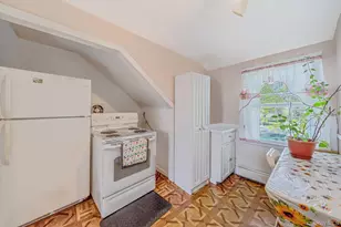 136 1st St, Brentwood, NY 11717 - Photo 27