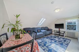 136 1st St, Brentwood, NY 11717 - Photo 25