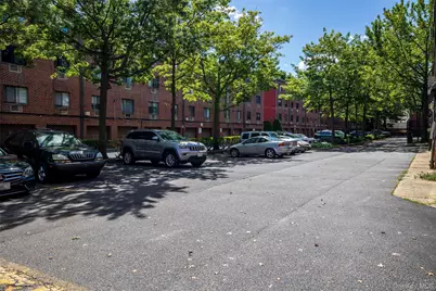 7111 Sutton Place #3, Fresh Meadows, NY 11365 - Photo 19