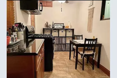 21-06 35th Street #1B, Astoria, NY 11105 - Photo 9