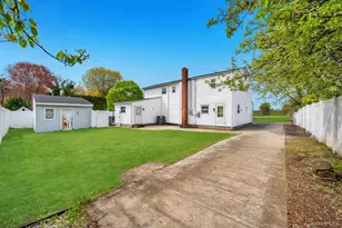 32 Beverly St, Islip, NY 11751 - Photo 29