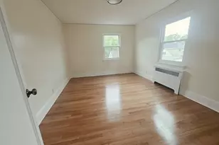 180-15 Dalny Rd, Jamaica, NY 11432 - Photo 7