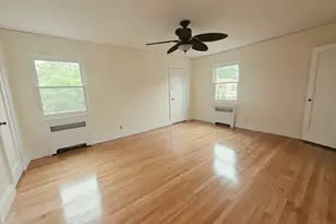 180-15 Dalny Rd, Jamaica, NY 11432 - Photo 9
