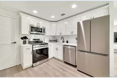 394 Birchwood Road #394, Medford, NY 11763 - Photo 9