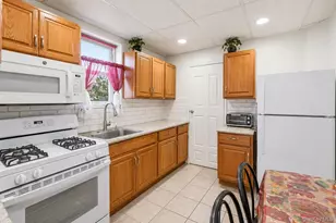 186-01 Nashville Blvd, Springfield Gardens, NY 11413 - Photo 11