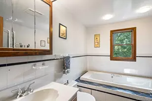 69 Lewis Rd, Merrick, NY 11566 - Photo 19