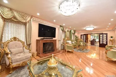 83-16 Edgerton Boulevard, Jamaica, NY 11432 - Photo 7