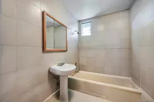 61-44 Eliot Ave, Middle Village, NY 11379 - Photo 41