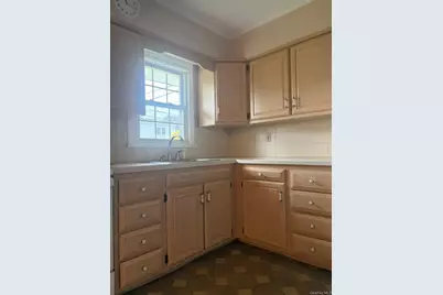 53 Colonial Drive, Farmingdale, NY 11735 - Photo 5