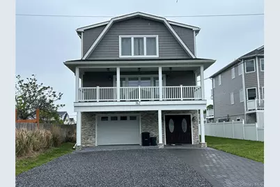 762 Pecan Street, Lindenhurst, NY 11757 - Photo 13