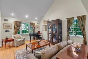 17 Claire Ave, Huntington Station, NY 11746 - Photo 5